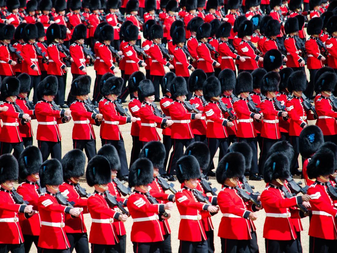 british guards lined up